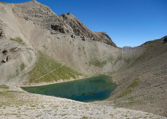 Les Bartavelles Bed & Breakfast 3*