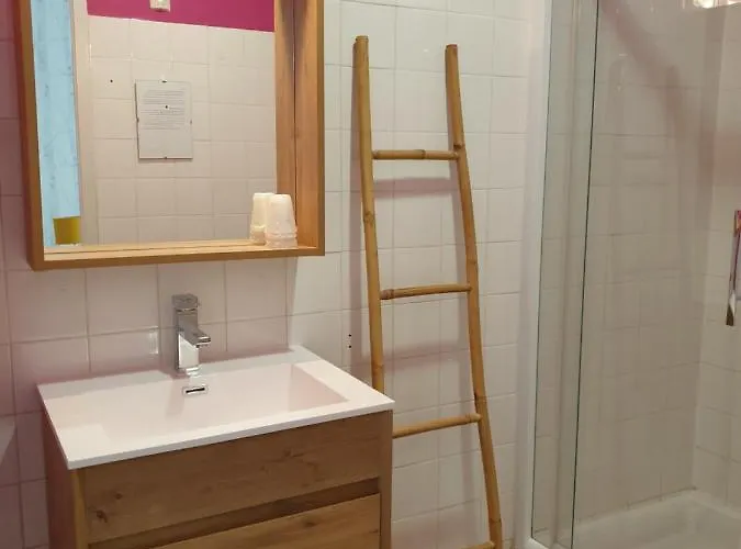 Les Bartavelles Bed & Breakfast